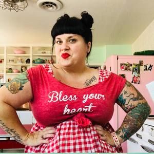 Meet your Posher, Alysia